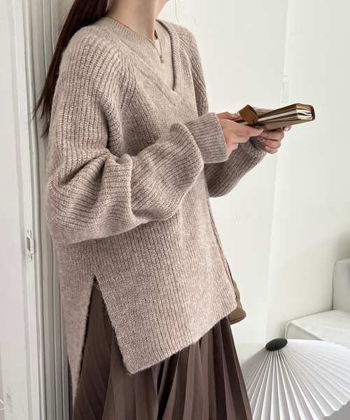 Doula Doula（ドゥーラドゥーラ）の「バックシャンふわふわオーバーニット（ニット/セーター・レディース・ベージュ/ブルー/グリーン・FREE）」の19枚目の写真