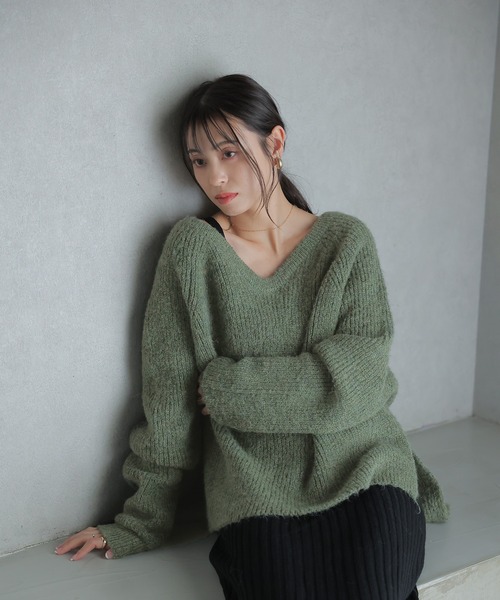 Doula Doula（ドゥーラドゥーラ）の「バックシャンふわふわオーバーニット（ニット/セーター・レディース・ベージュ/ブルー/グリーン・FREE）」の20枚目の写真