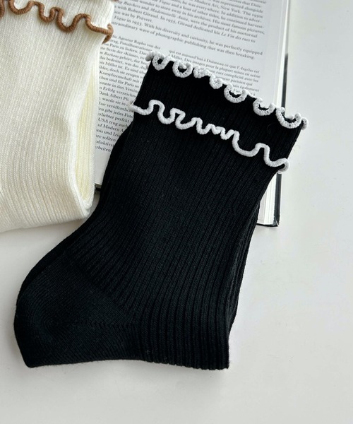 WEGO(ウィゴー)の「WEGO/ダブルメローソックス(ソックス/靴下・レディース・ピンク/イエロー/ブルー/オフホワイト/ブラック/ホワイト系その他/グレー/ホワイト/サックスブルー/グレー系その他・FREE)」の2枚目の写真