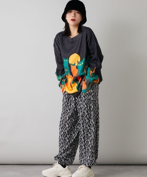 Bloom Closet(ブルームクローゼット)の「よるねこプリントニットソー(ニット/セーター・レディース・アイボリー/ブラック・MEDIUM/LARGE)」の18枚目の写真