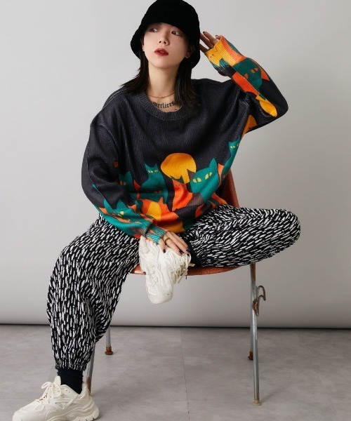 Bloom Closet(ブルームクローゼット)の「よるねこプリントニットソー(ニット/セーター・レディース・アイボリー/ブラック・MEDIUM/LARGE)」の12枚目の写真