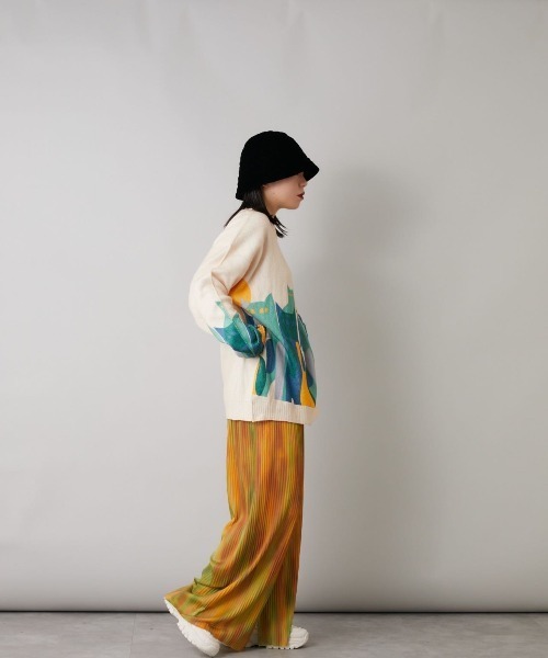 Bloom Closet(ブルームクローゼット)の「よるねこプリントニットソー(ニット/セーター・レディース・アイボリー/ブラック・MEDIUM/LARGE)」の6枚目の写真