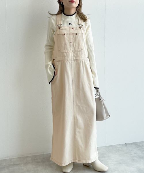 w closet(ダブルクローゼット)の「バックスリットサロペットジャンパースカート(サロペット/オーバーオール・レディース・グレー/アイボリー・FREE)」の20枚目の写真