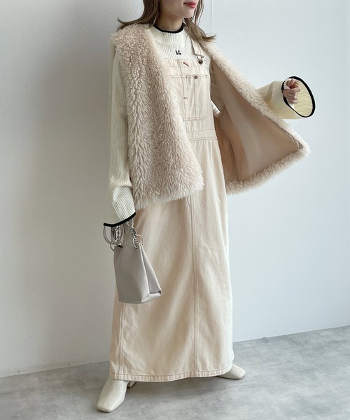 w closet(ダブルクローゼット)の「バックスリットサロペットジャンパースカート(サロペット/オーバーオール・レディース・グレー/アイボリー・FREE)」の12枚目の写真