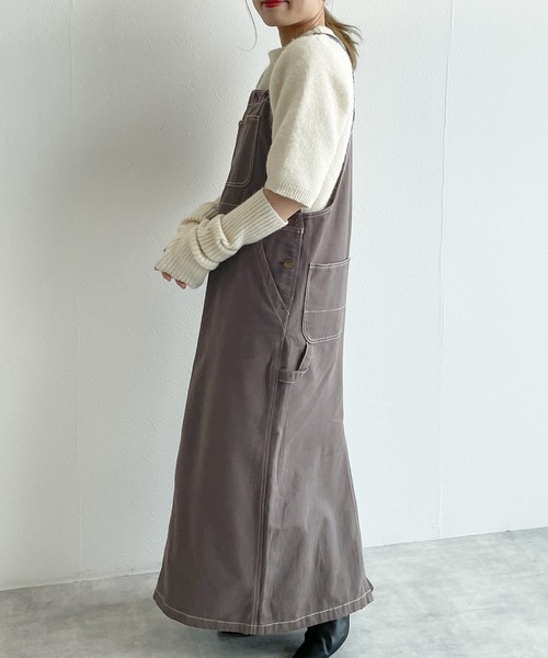 w closet(ダブルクローゼット)の「バックスリットサロペットジャンパースカート(サロペット/オーバーオール・レディース・グレー/アイボリー・FREE)」の8枚目の写真