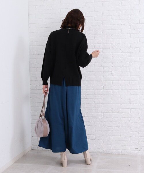 SHOO・LA・RUE(シューラルー)の「◆【洗える/スタイルUP】バックスリット入り ハイネックニット(ニット/セーター・レディース・ピンク系/オフホワイト/ブラック/ライトブルー/ベージュ系その他5・00)」の12枚目の写真