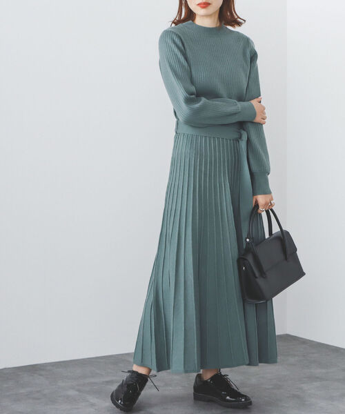 BEAMS HEART（ビームスハート）の「BEAMS HEART / リブニット セットアップ【セットアイテム】（ワンピース・レディース・グリーン系その他4/ベージュ/ネイビー・SMALL/MEDIUM）」の15枚目の写真