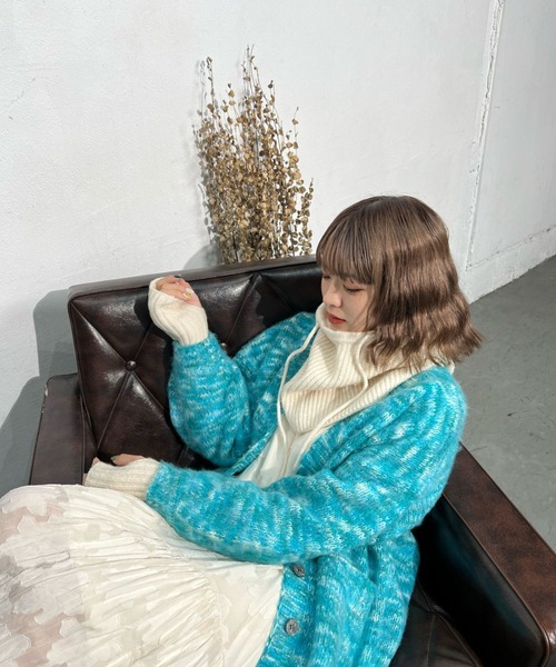 shesame（シーセム）の「グラデーションカラーモヘアライクカーデ（カーディガン/ボレロ・レディース・パープル系/ブルー系/イエロー系/グリーン系・MEDIUM/LARGE）」の21枚目の写真