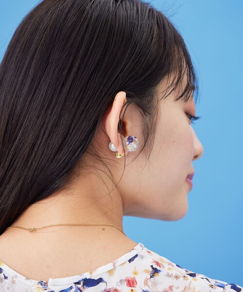 ANEVER（アンエバー）の「DOUBLE SIDE イヤリング（イヤリング・レディース・ホワイト系・F）」の3枚目の写真