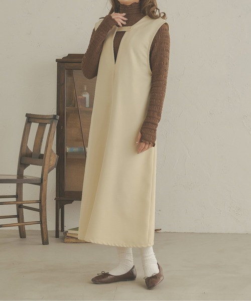 Ambre Neige(アンブルネージュ)の「ポロ風にも?ハイネックにも?【前後2WAY】指穴ハイネックトップス/WEB/EC限定商品(Tシャツ/カットソー・レディース・ベージュ/ダークブラウン/アイボリー・FREE)」の7枚目の写真