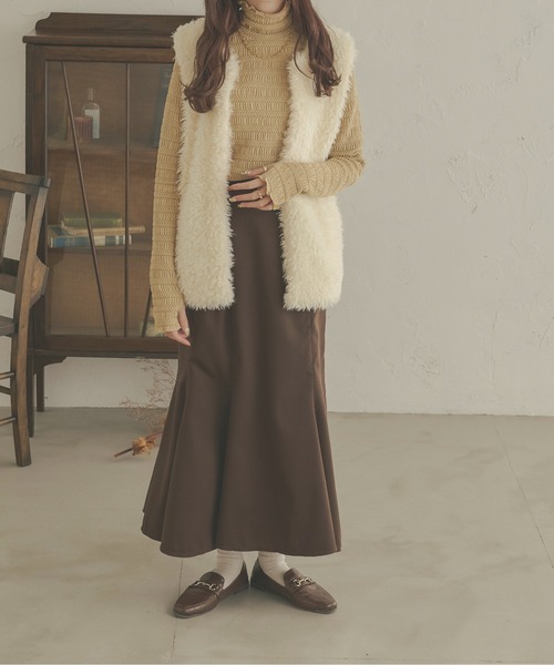 Ambre Neige(アンブルネージュ)の「ポロ風にも?ハイネックにも?【前後2WAY】指穴ハイネックトップス/WEB/EC限定商品(Tシャツ/カットソー・レディース・ベージュ/ダークブラウン/アイボリー・FREE)」の16枚目の写真