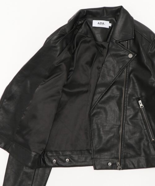 AZUL by moussy（アズールバイマウジー）の「FAUX LEATHER RIDERS/フェイクレザーライダース（ライダースジャケット・レディース・ブラック・SMALL/MEDIUM）」の3枚目の写真