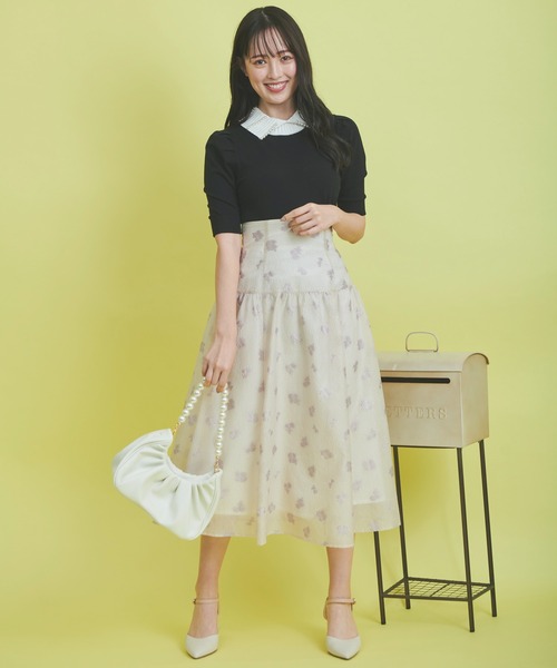 NOELA(ノエラ)の「フラワージャガードスカート(スカート・レディース・ネイビー/ベージュ/ラベンダー・M/S)」の6枚目の写真