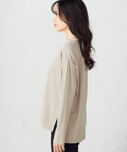 COMME CA ISM（コムサイズム）の「長袖Ｔシャツ（Tシャツ/カットソー・レディース・ホワイト/ベージュ/レッド/チャコール・MEDIUM/LARGE）」の13枚目の写真