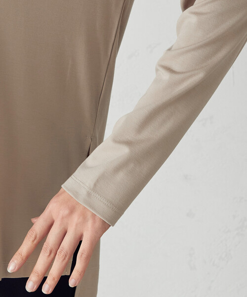 COMME CA ISM（コムサイズム）の「長袖Ｔシャツ（Tシャツ/カットソー・レディース・ホワイト/ベージュ/レッド/チャコール・MEDIUM/LARGE）」の10枚目の写真