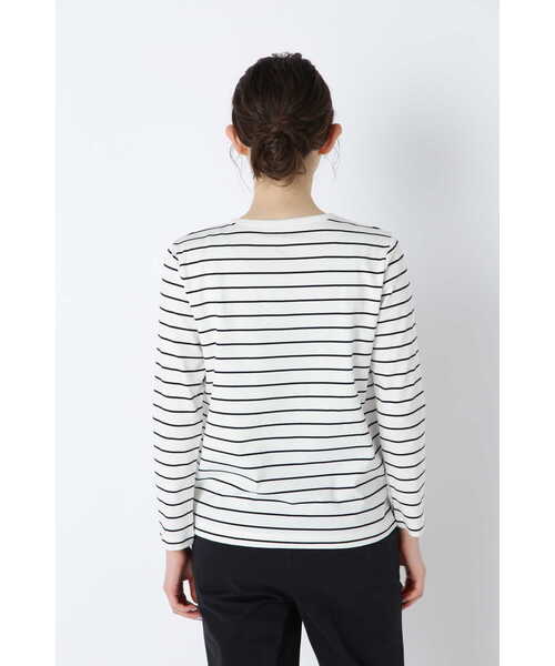 human woman(ヒューマンウーマン)の「オーガニック綿天竺長袖ボーダーTシャツ(Tシャツ/カットソー・レディース・ダークインディゴブルー・MEDIUM/LARGE)」の7枚目の写真