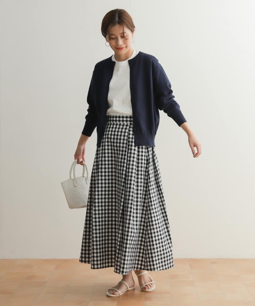 URBAN RESEARCH DOORS(アーバンリサーチドアーズ)の「オーガニックコットンクルーネックカーディガン(ニット/セーター・レディース・ピンク/ネイビー/グリーン系その他/オフホワイト・MEDIUM)」の14枚目の写真