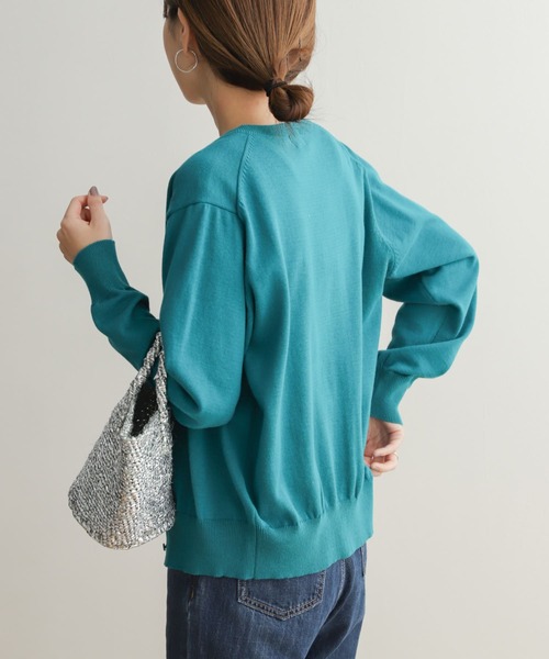 URBAN RESEARCH DOORS(アーバンリサーチドアーズ)の「オーガニックコットンクルーネックカーディガン(ニット/セーター・レディース・ピンク/ネイビー/グリーン系その他/オフホワイト・MEDIUM)」の19枚目の写真