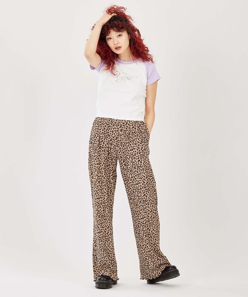 X-girl（エックスガール）の「RHINESTONE LOGO S/S RAGLAN BABY TEE（Tシャツ/カットソー・レディース・ネイビー/ホワイト/ブラック・M/S）」の15枚目の写真