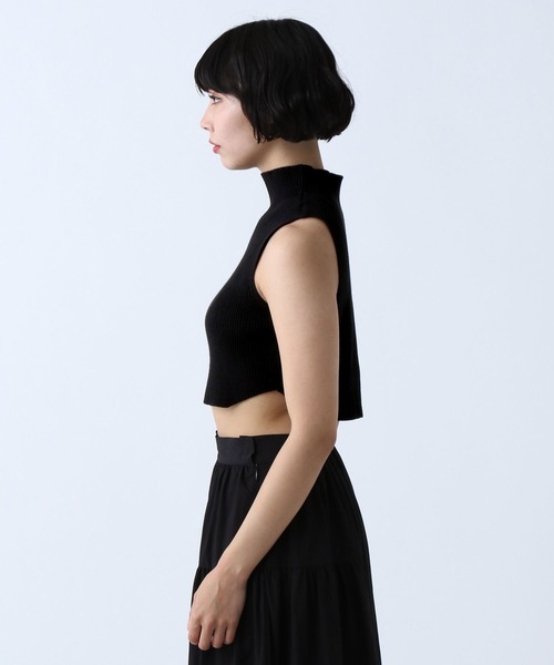 PAGEBOY(ページボーイ)の「ピッタミニハイネックノースリーブ(Tシャツ/カットソー・レディース・グリーン/オフホワイト/ブルー/ブラック/ホワイト系その他・FREE)」の10枚目の写真