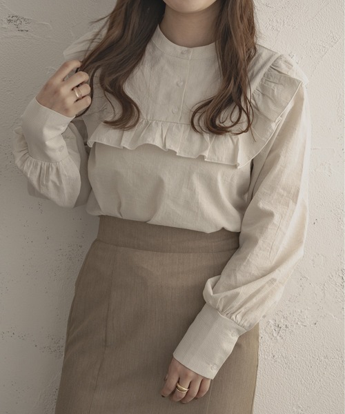 Ambre Ciel（アンブルシエル）の「ストライプフリルシャツ／【WEB/EC限定商品】（シャツ/ブラウス・レディース・ライトベージュ/ブルー/ブラック・FREE）」の9枚目の写真