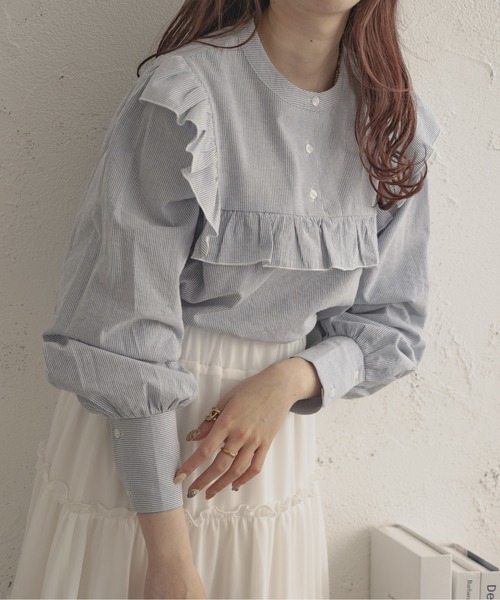Ambre Ciel（アンブルシエル）の「ストライプフリルシャツ／【WEB/EC限定商品】（シャツ/ブラウス・レディース・ライトベージュ/ブルー/ブラック・FREE）」の17枚目の写真