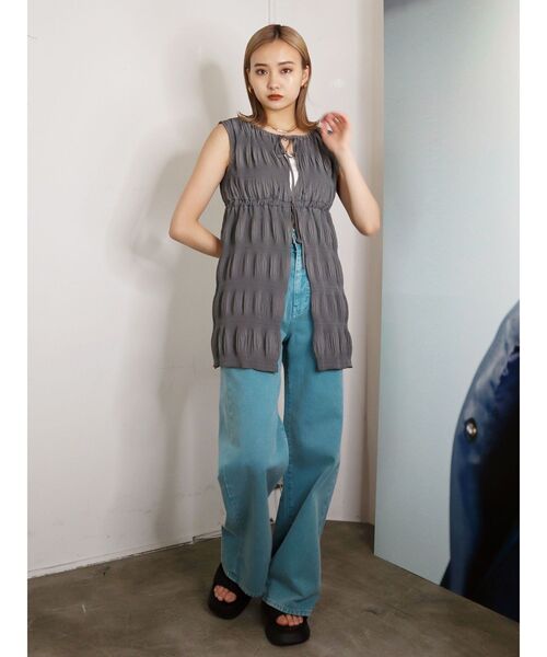 EMODA（エモダ）の「シャーリングロングトップ（Tシャツ/カットソー・レディース・ブラック/グレー/ブルー/アイボリー・FREE）」の8枚目の写真