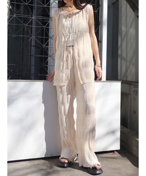 EMODA（エモダ）の「シャーリングロングトップ（Tシャツ/カットソー・レディース・ブラック/グレー/ブルー/アイボリー・FREE）」の16枚目の写真