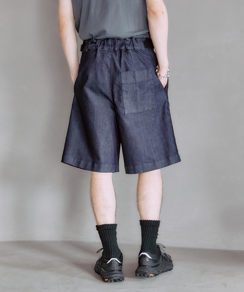 PUBLIC TOKYO(パブリックトウキョウ)の「ベルクロイージースラックスワイドショーツ(スラックス・メンズ・インディゴブルー/ブラック/ベージュ・1/2)」の18枚目の写真