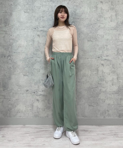 EPIMI E'PIMMY（エピミエピミー）の「サイドラインパラシュートパンツ（その他パンツ・レディース・グレー系その他/カーキ/ブラック・MEDIUM）」の8枚目の写真