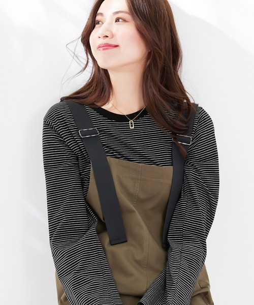 CHAN ME(チャンミ)の「細ボーダー長袖Tシャツ(Tシャツ/カットソー・レディース・ブラック/ホワイト・MEDIUM/LARGE/X-LARGE)」の9枚目の写真