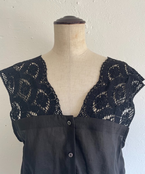 Heriter エリテ 日本製 古着 クルーニーレースブラウス 後ろボタン Heriter エリテ 日本製 古着 クルーニーレースブラウス 後ろボタン