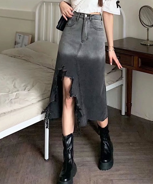 GLAMOROUS JANE(グラマラスジェーン)の「ハイダメージスリットデニムスカート(デニムスカート・レディース・ブラック/ブルー・M/L)」の6枚目の写真