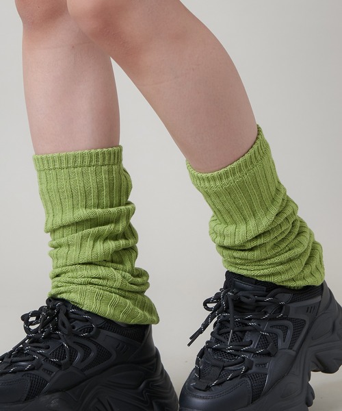 SPINNS(スピンズ)の「【2WAY仕様】カラー レッグカバー/アームカバー(アームカバー・レディース・ブラック/サックスブルー/ブルー/ベージュ/オレンジ/ホワイト/レッド/グリーン/ピンク・ONESIZE)」の11枚目の写真