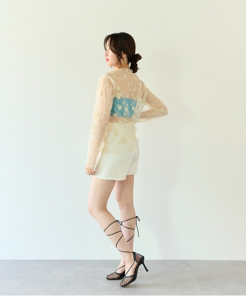 ECRIRE(エクリール)の「花柄 シアー メロー トップス(Tシャツ/カットソー・レディース・ブラック/サックスブルー/アイボリー・M)」の17枚目の写真