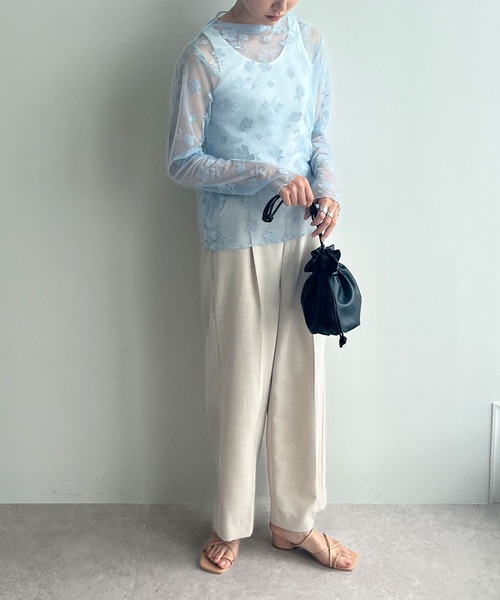 ECRIRE(エクリール)の「花柄 シアー メロー トップス(Tシャツ/カットソー・レディース・ブラック/サックスブルー/アイボリー・M)」の20枚目の写真