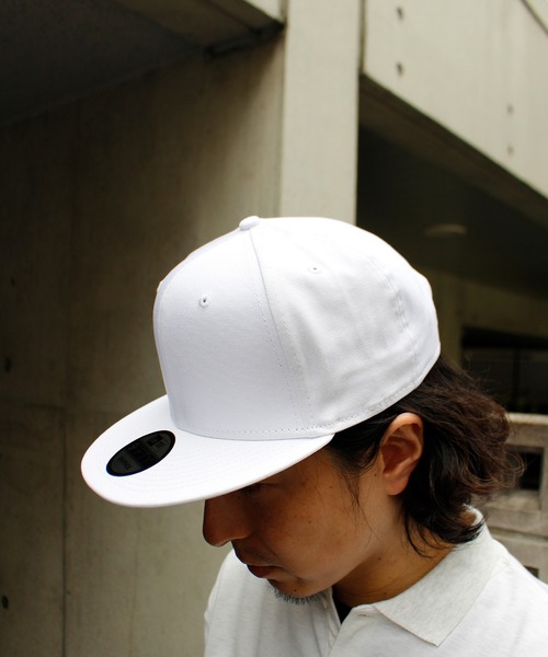 NEW ERA(ニューエラ)の「【NEW ERA/ニューエラ】9FIFTY BLANK CAP/ブランク(ロゴなし)キャップ(キャップ・メンズ・ブラック/ホワイト/チャコールグレー・FREE)」の5枚目の写真