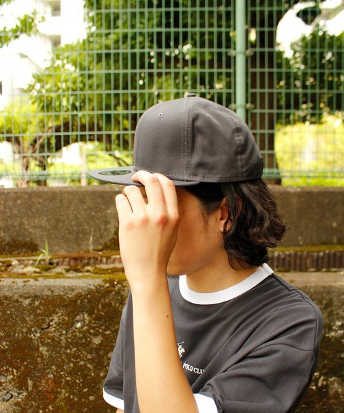 NEW ERA(ニューエラ)の「【NEW ERA/ニューエラ】9FIFTY BLANK CAP/ブランク(ロゴなし)キャップ(キャップ・メンズ・ブラック/ホワイト/チャコールグレー・FREE)」の11枚目の写真