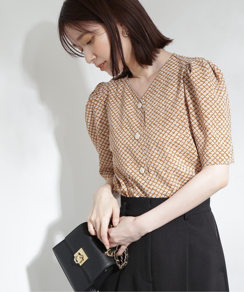 N.（N. Natural Beauty Basic）（エヌエヌナチュラルビューティーベーシック）の「◆フロントボタンプリントブラウス（シャツ/ブラウス・レディース・ブラック系その他/ブラウン系その他/カーキ系・MEDIUM）」の12枚目の写真