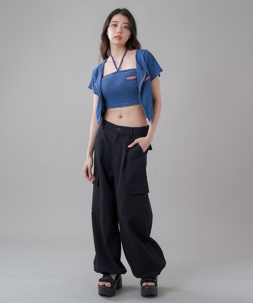 SPINNS（スピンズ）の「【セットアップ対応商品】カップ付き ワンポイントデザイン デニムベアトップ（チューブトップ・レディース・ブラック/ブルー/サックスブルー・ONESIZE）」の17枚目の写真