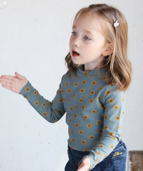 Rora(ローラ)の「ひまり リブ編み Tシャツ ハイネック(Tシャツ/カットソー・キッズ・ホワイト/ライトブラウン/ライトグリーン・130/120/150/110/100/140)」の2枚目の写真