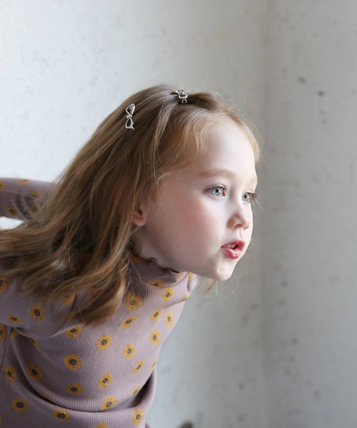 Rora(ローラ)の「ひまり リブ編み Tシャツ ハイネック(Tシャツ/カットソー・キッズ・ホワイト/ライトブラウン/ライトグリーン・130/120/150/110/100/140)」の21枚目の写真