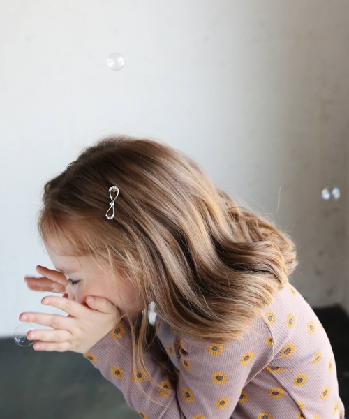 Rora(ローラ)の「ひまり リブ編み Tシャツ ハイネック(Tシャツ/カットソー・キッズ・ホワイト/ライトブラウン/ライトグリーン・130/120/150/110/100/140)」の22枚目の写真