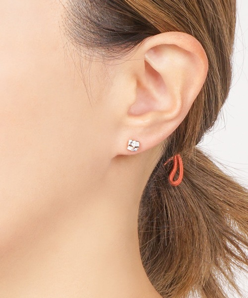 itam（アイタム）の「【itam】アイタム /セラミックポストピアス/ 金属アレルギー対応ピアス（ピアス（両耳用）・レディース・ゴールド/ピンクゴールド・FREE）」の7枚目の写真