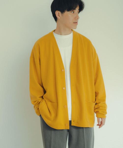 ITEMS URBANRESEARCH（アイテムズ アーバンリサーチ）の「起毛フライス 4B カーディガン（カーディガン/ボレロ・メンズ・カーキ/ブラック/バーガンディー/ネイビー/マスタード・LARGE/MEDIUM）」の15枚目の写真