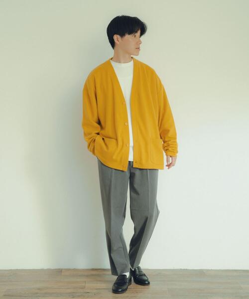 ITEMS URBANRESEARCH（アイテムズ アーバンリサーチ）の「起毛フライス 4B カーディガン（カーディガン/ボレロ・メンズ・カーキ/ブラック/バーガンディー/ネイビー/マスタード・LARGE/MEDIUM）」の17枚目の写真
