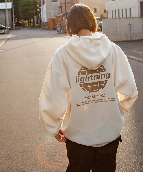 ZIP FIVE（ジップファイブ）の「【ZIP FIVE】 ビッグシルエット アソート 裏起毛 長袖 スウェット パーカー（パーカー・レディース・ホワイト系2/ホワイト系その他/チャコール/ホワイト系その他2/ダークグリーン/ブラック系/ブラック系6/ホワイト系8/グレー系1/グレー系2/ホワイト系6/ホワイト系9/アイボリー系6/ホワイト系7/アイボリー系2/ホワイト系1/ベージュ系/ネイビー系/ネイビー系1/杢グレー/ブラック系7/ブラック系4/オートミール/アイボリー系/ダークグリーン系1/ブラック系3/アイボリー系7/グレー系/ダークグリーン系/アイボリー系3/ブラック系5/アイボリー/ホワイト/ホワイト系/ベージュ/ホワイト系4/ホワイト系5/ネイビー系2/アイボリー系1/グレー系4/ブラック/アイボリー系4/アイボリー系5/ブラック系1/ホワイト系3/グレー系5/ネイビー/ブラック系2/グレー系3・MEDIUM/LARGE/X-LARGE）」の7枚目の写真