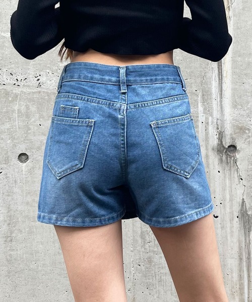 GLAMOROUS JANE（グラマラスジェーン）の「ビジュー付デニムスカパン（デニムパンツ・レディース・インディゴブルー・L/M）」の5枚目の写真