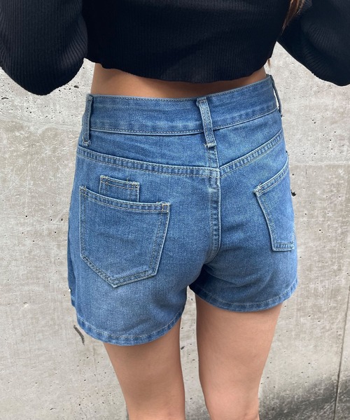 GLAMOROUS JANE（グラマラスジェーン）の「ビジュー付デニムスカパン（デニムパンツ・レディース・インディゴブルー・L/M）」の7枚目の写真
