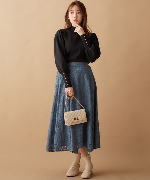 alotta(アロッタ)の「ゴールドボタンパフ袖もっちりニット(ニット/セーター・レディース・ブラック/スモークピンク/ブルー/アイボリー・M/LL/3L/L)」の22枚目の写真